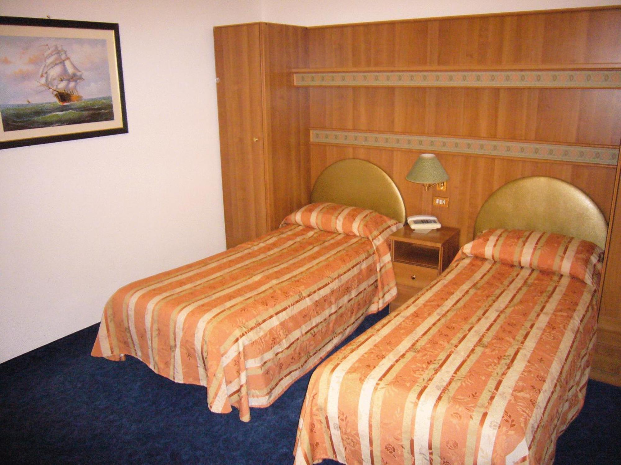 Hotel Kristall San Donà di Piave Zewnętrze zdjęcie